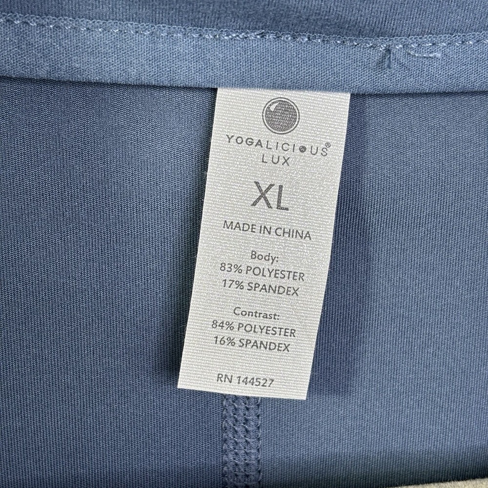 Yogalicious Lux Full Zip Performance Jacket Size XL Bering Sea Color NWT - Picture 3 of 4